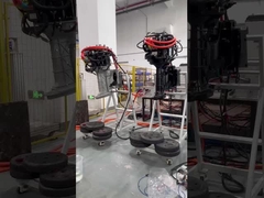 Aktuator putar yang digunakan dalam alat kemudi untuk motor luar kapal pesiar